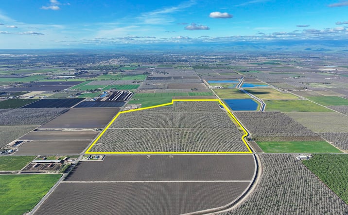 Pictures of Land property located at N Oakmore St, Tulare, CA 93274 for sales - image #1