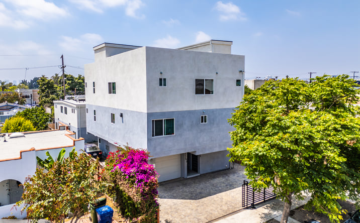 Pictures of Multifamily property located at 2223 S Highland Ave, Los Angeles, CA 90016 for sales - image #1