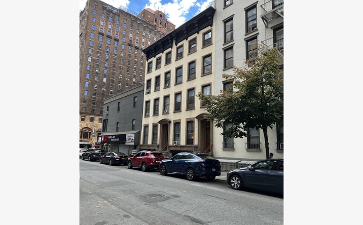 Pictures of Mixed Use property located at 132 E 24th St, New York, NY 10010 for sales - image #1