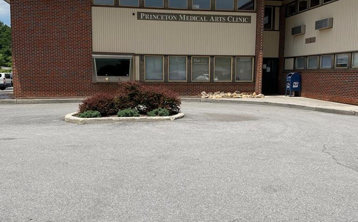 Pictures of Office property located at 20 New Hope Road, Princeton, WV 24740 for sales - image #1