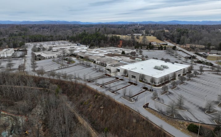 Pictures of Mixed Use, Retail property located at 1605 Curtis Bridge Rd, Wilkesboro, NC 28697 for sales - image #1
