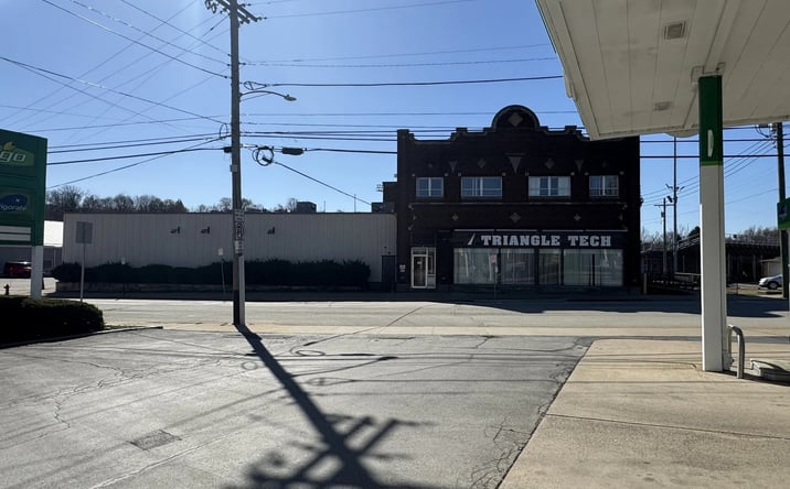 Pictures of Office property located at 222 E Pittsburgh St, Greensburg, PA 15601 for sales - image #1