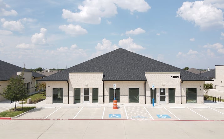 Pictures of Office, Retail property located at 1009 FM1187, Crowley, TX 76036 for sales - image #1