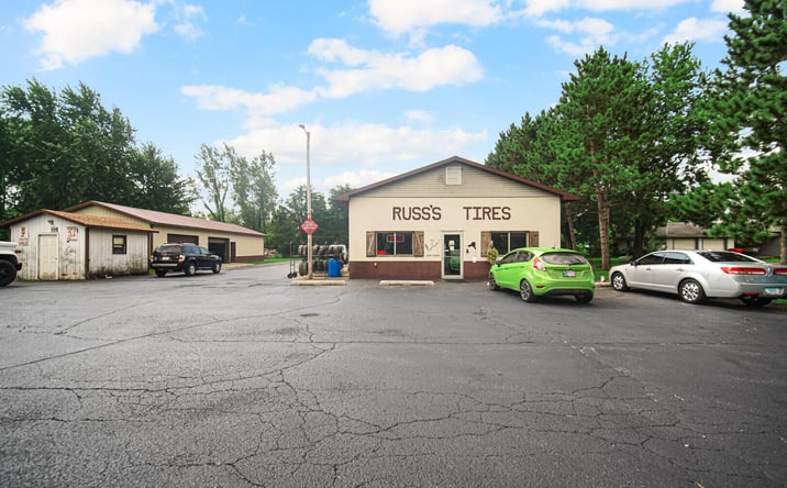 Pictures of Retail property located at 0115 W State Road, North Judson, IN 46366 for sales - image #1