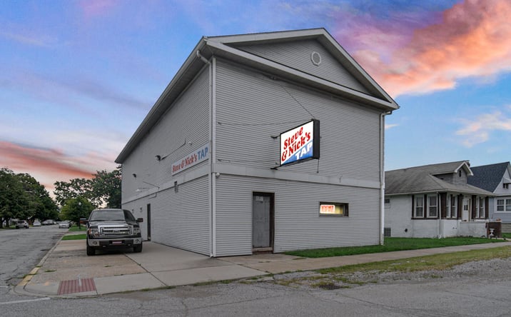 Pictures of Retail property located at 1105 Gostlin Street, Hammond, IN 46327 for sales - image #1