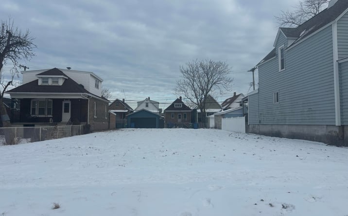Pictures of Land property located at 1643 Roberts Avenue, Whiting, IN 46394 for sales - image #1
