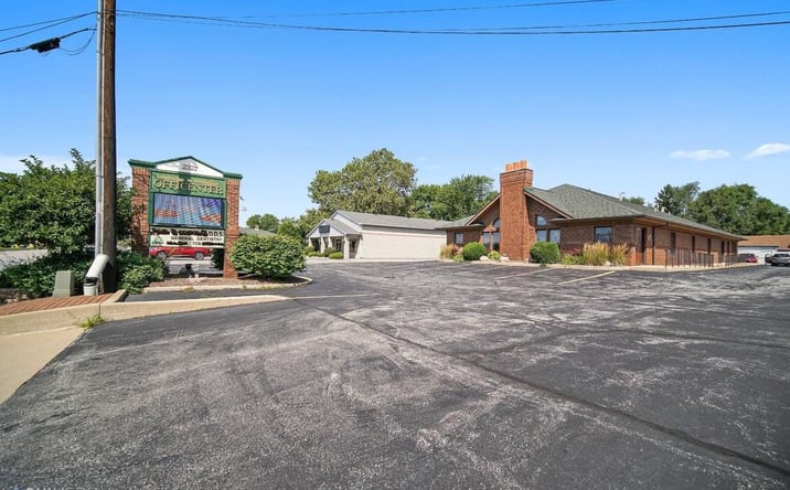 Pictures of Office property located at 2327 45th Street, Highland, IN 46322 for sales - image #1