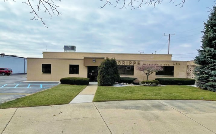 Pictures of Industrial property located at 15642 Common Rd, Roseville, MI 48066 for sales - image #1