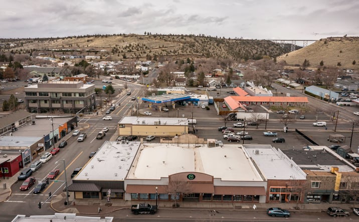 Pictures of Retail property located at 178 SW 5th St, Madras, OR 97741 for sales - image #1