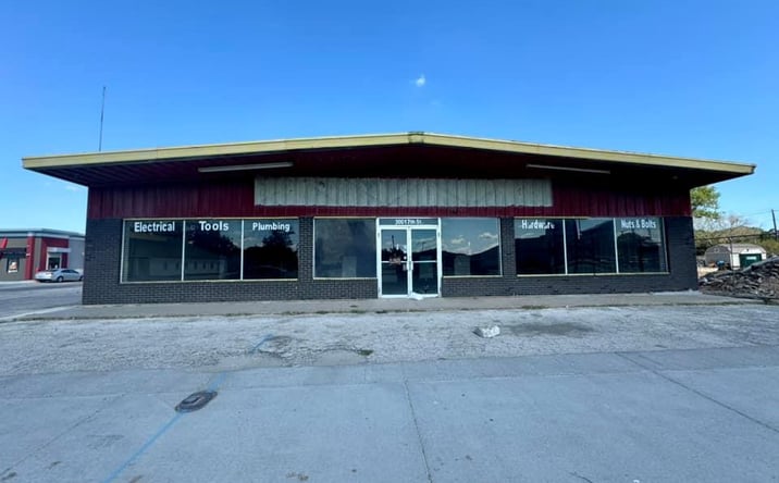 Pictures of Retail, Office property located at 3001 7th St, Bay City, TX 77414 for sales - image #1