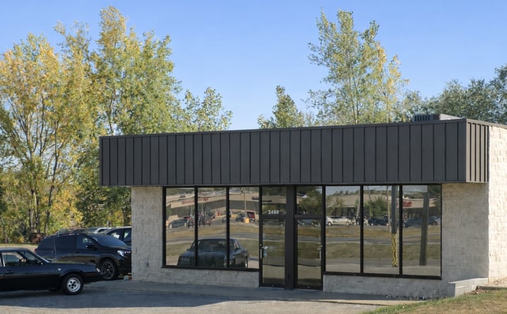 Pictures of Mixed Use, Office, Retail, Special Purpose property located at 2471 4th Street Southwest, Mason City, IA 50401 for sales - image #1