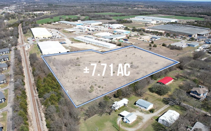 Pictures of Land property located at 2810 Fallon Dr, Sherman, TX 75090 for sales - image #1