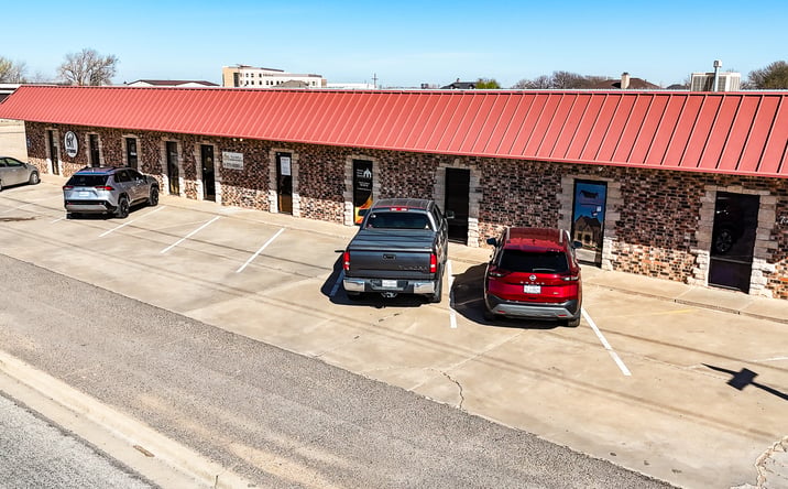 Pictures of Office property located at 7412 82nd St, Lubbock, TX 79424 for sales - image #1