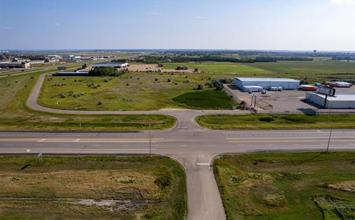 Pictures of Land property located at 4224 4th St NW, Minot, ND 58703 for sales - image #1