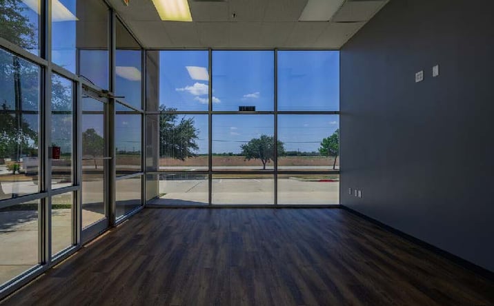 image of property at 10120 FISCHER RD Von Ormy TX 78073-2806