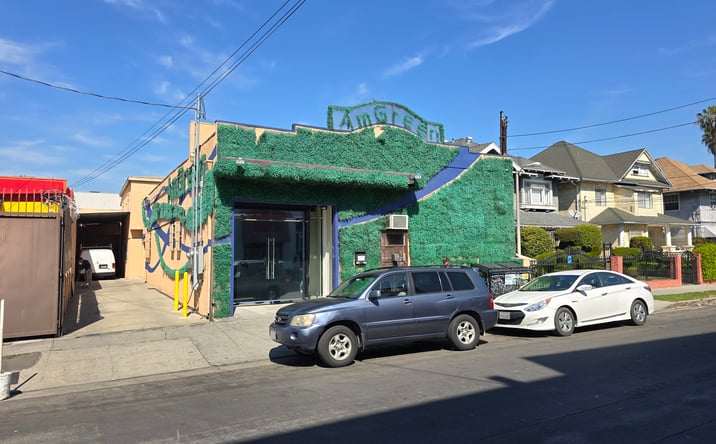Pictures of Industrial property located at 1451-1453 Malvern Ave, Los Angeles, CA 90006 for sales - image #1