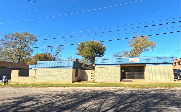 Pictures of Office property located at 880 S Court St, Montgomery, AL 36104 for sales - image #1