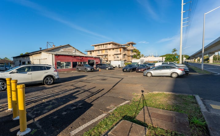 Pictures of Retail, Industrial, Mixed Use property located at 391 Kamehameha Highway, Aiea, HI 96782 for sales - image #1