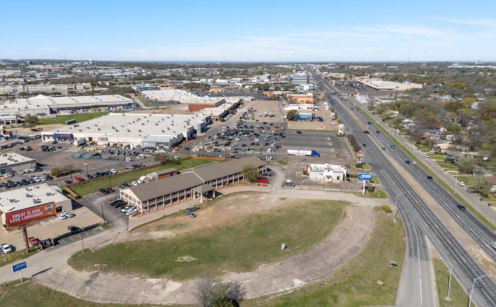 Pictures of Land property located at 2.168 Acres on Franklin Ave and N Valley Mills Dr, Waco, TX 76710 for sales - image #1