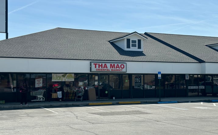Pictures of Retail property located at 1704 SOUTHSIDE Boulevard, Jacksonville, FL 32216 for sales - image #1