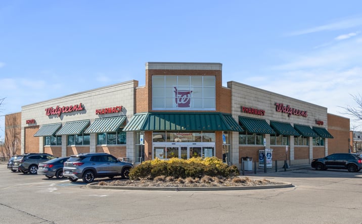 Pictures of Retail property located at 1001 W State St, Trenton, OH 45067 for sales - image #1