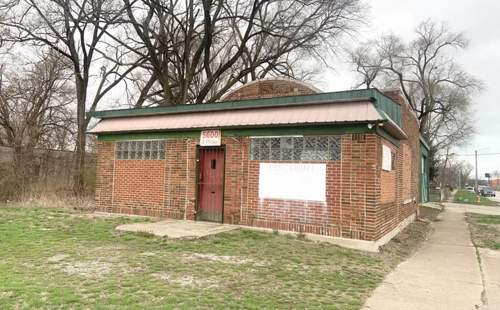 Pictures of Retail property located at 5600 W 5th Avenue, Gary, IN 46406 for sales - image #1