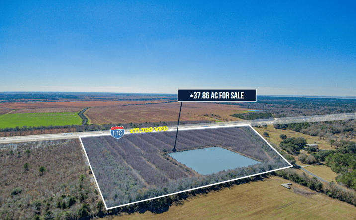 Pictures of Land property located at 313 Wallace Rd, Hankamer, TX 77560 for sales - image #1