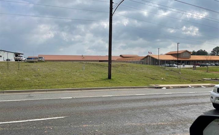 Pictures of Land property located at 420 N Eastman Rd, Longview, TX 75601 for sales - image #1