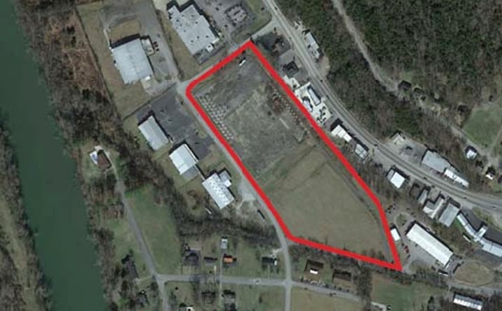 Pictures of Land property located at 528 Industrial Dr, Carthage, TN 37030 for sales - image #1