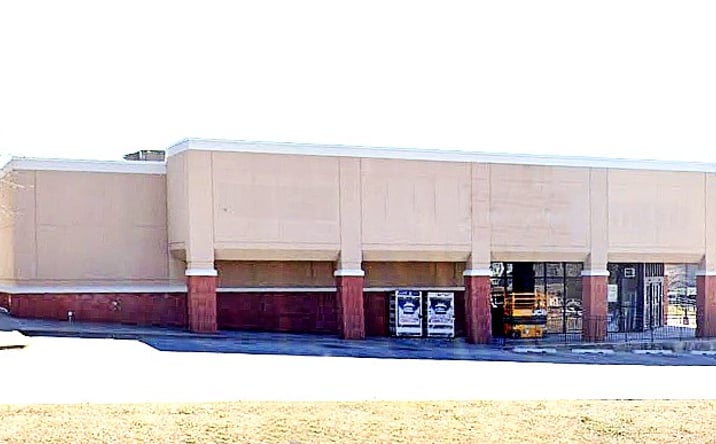 Pictures of Retail property located at 950 E Taft Ave, Sapulpa, OK 74066 for sales - image #1