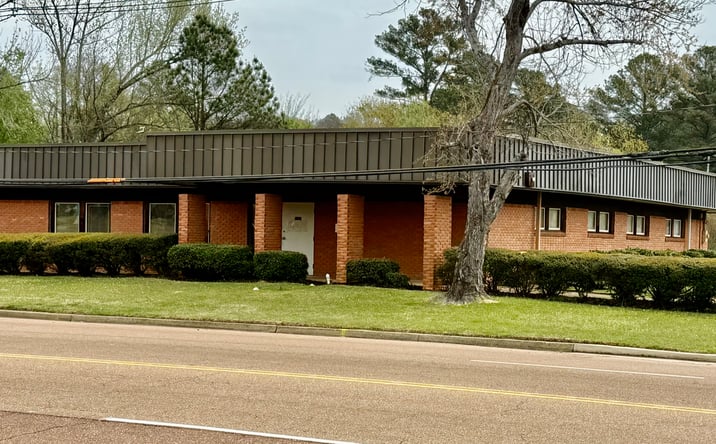 Pictures of Office property located at 1814 Hospital Dr., Jackson, MS 39204 for sales - image #1