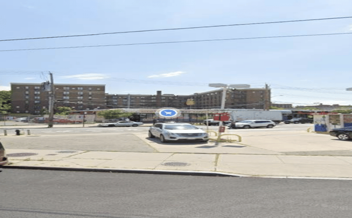 Pictures of Retail property located at 470 Vanderbilt Ave, Staten Island, NY 10304 for sales - image #1