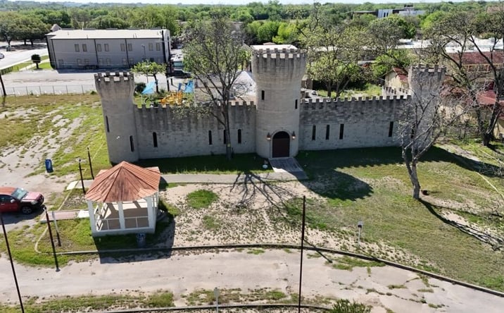 Pictures of Retail property located at 250 Kelly Dr, San Antonio, TX 78214 for sales - image #1