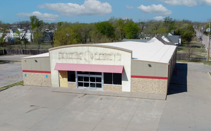 Pictures of Retail property located at 2301 S Seneca St, Wichita, KS 67213 for sales - image #1