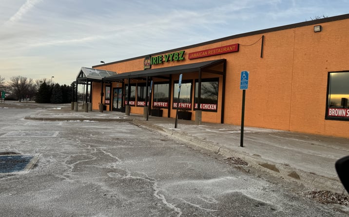 Pictures of Retail property located at 76 Northtown Dr, Blaine, MN 55434 for sales - image #1