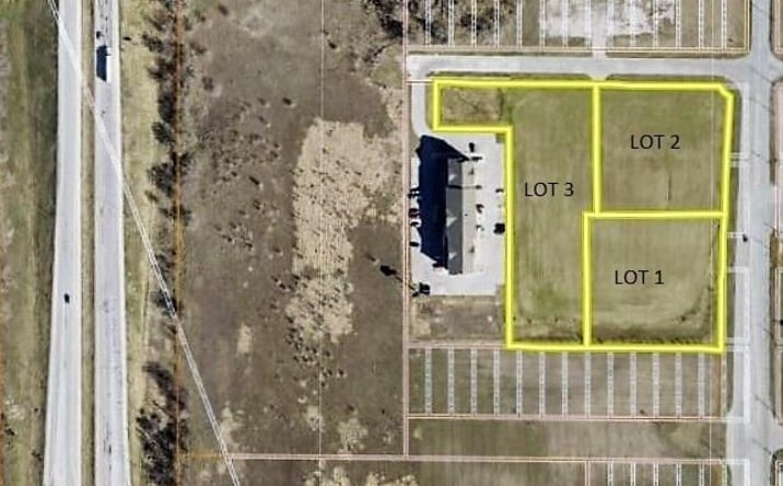 Pictures of Land property located at S 35th St, Council Bluffs, IA 51501 for sales - image #1