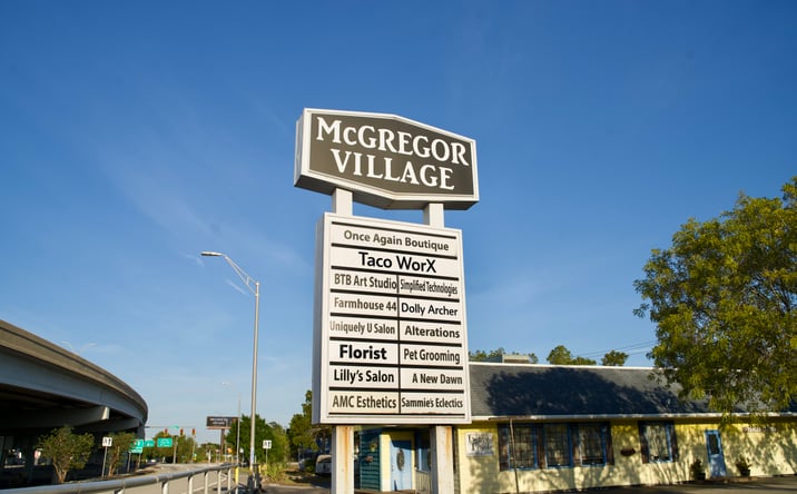 Pictures of Retail, Multifamily, Office property located at 12715 McGregor Blvd, Fort Myers, FL 33919 for sales - image #1