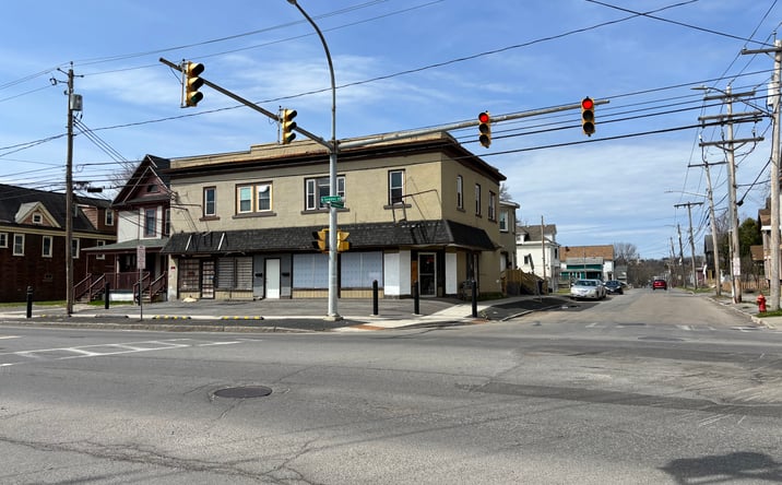 Pictures of Hospitality, Mixed Use, Retail property located at 139 N Geddes St, Syracuse, NY 13204 for sales - image #1