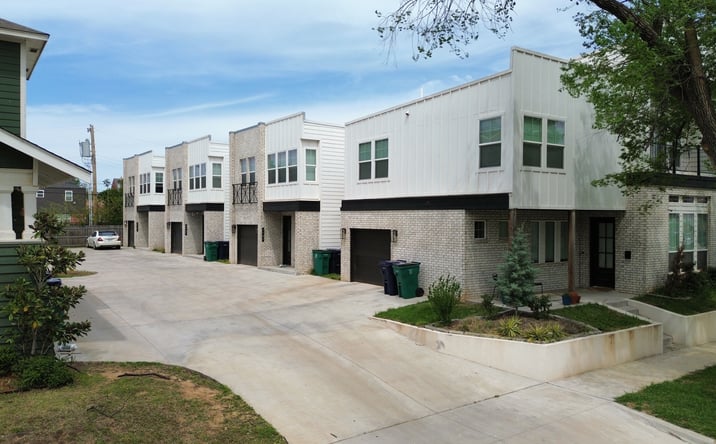 Pictures of Multifamily property located at 1705 NW 11th St, Oklahoma City, OK 73106 for sales - image #1