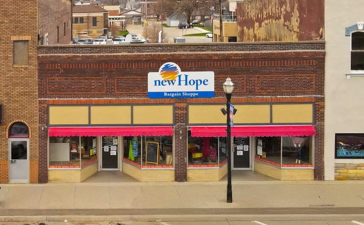 Pictures of Retail property located at 106 N Wilson Ave, Jefferson, IA 50129 for sales - image #1
