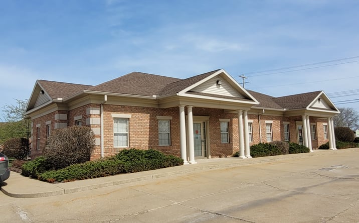 Pictures of Office property located at 4016-4018 Massillon Road, Uniontown, OH 44685 for sales - image #1