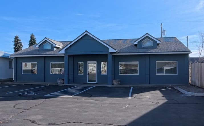 Pictures of Office, Retail property located at 750 NW 4th St, Prineville, OR 97754 for sales - image #1