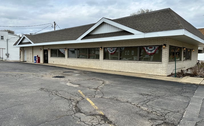 Pictures of Retail property located at 514 State Street, Ottawa, IL 61350 for sales - image #1