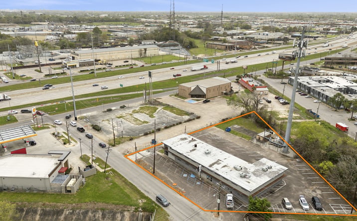 Pictures of Office property located at 3393 Laurel Ave, Beaumont, TX 77707 for sales - image #1