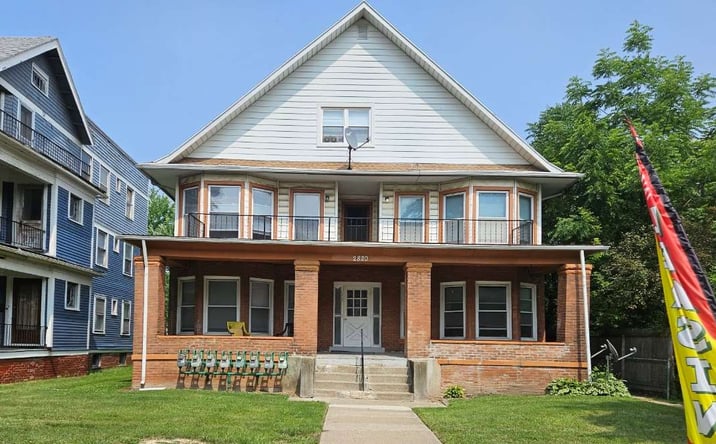 Pictures of Multifamily property located at 2820 Collingwood Blvd, Toledo, OH 43610 for sales - image #1