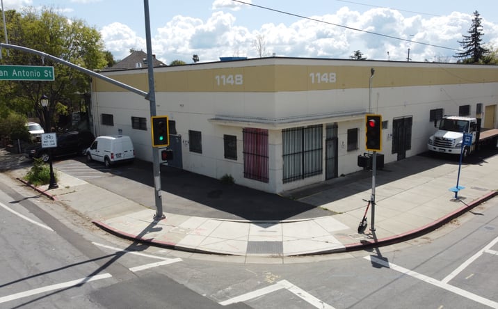 Pictures of Industrial property located at 1148 E San Antonio St, San Jose, CA 95116 for sales - image #1