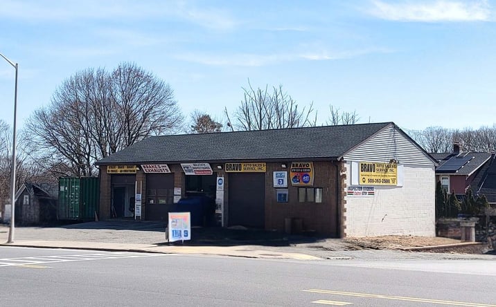 Pictures of Retail property located at 1369 Main St, Worcester, MA 01603 for sales - image #1