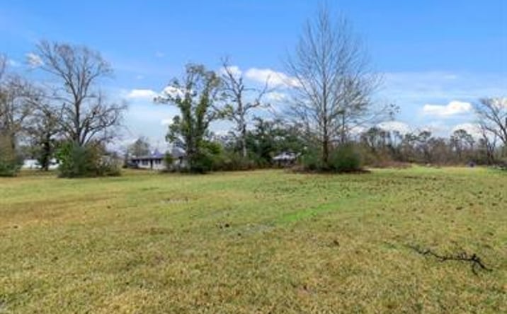 Pictures of Land property located at 3322 Westwood Road, Westlake, LA 70669 for sales - image #1