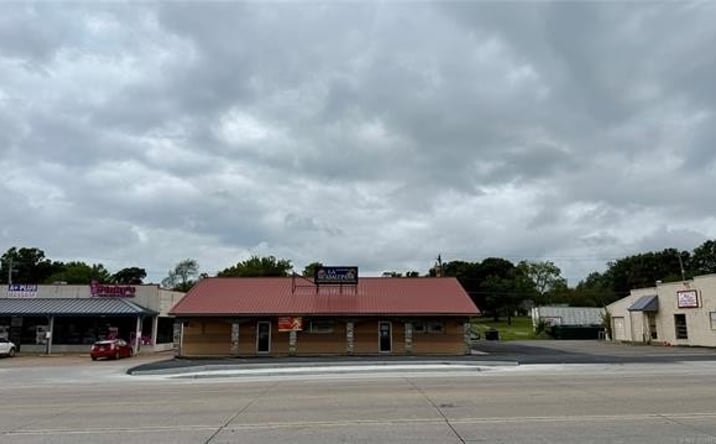 Pictures of Business for Sale, Office property located at 1310 S Muskogee Avenue, Tahlequah, OK 74464 for sales - image #1