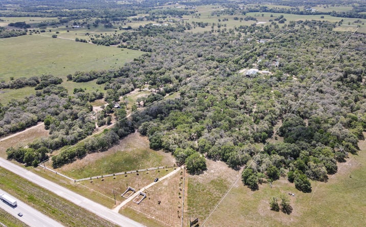 Pictures of Land property located at 2512 I-10, Weimar, TX 78962 for sales - image #1
